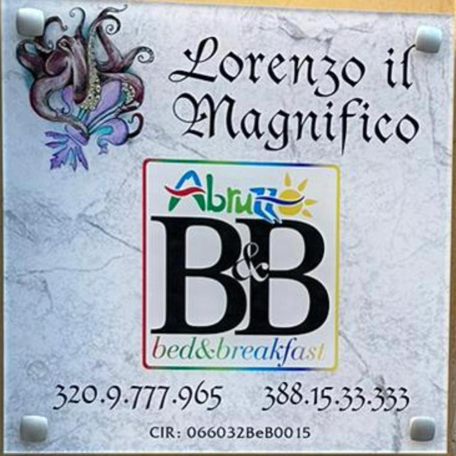 B&B Lorenzo Il Magnifico 첼라노 외부 사진
